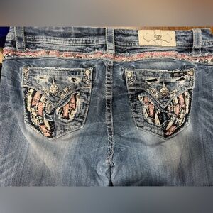 Miss Me Women’s Light Blue Mid Rise  Easy Straight Size 31